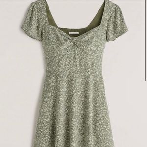 COPY - Abercrombie & Fitch knot front sage green polka dot mini dress medium ta…